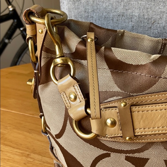 Coach shoulder **last week available** - Picture 12 of 12